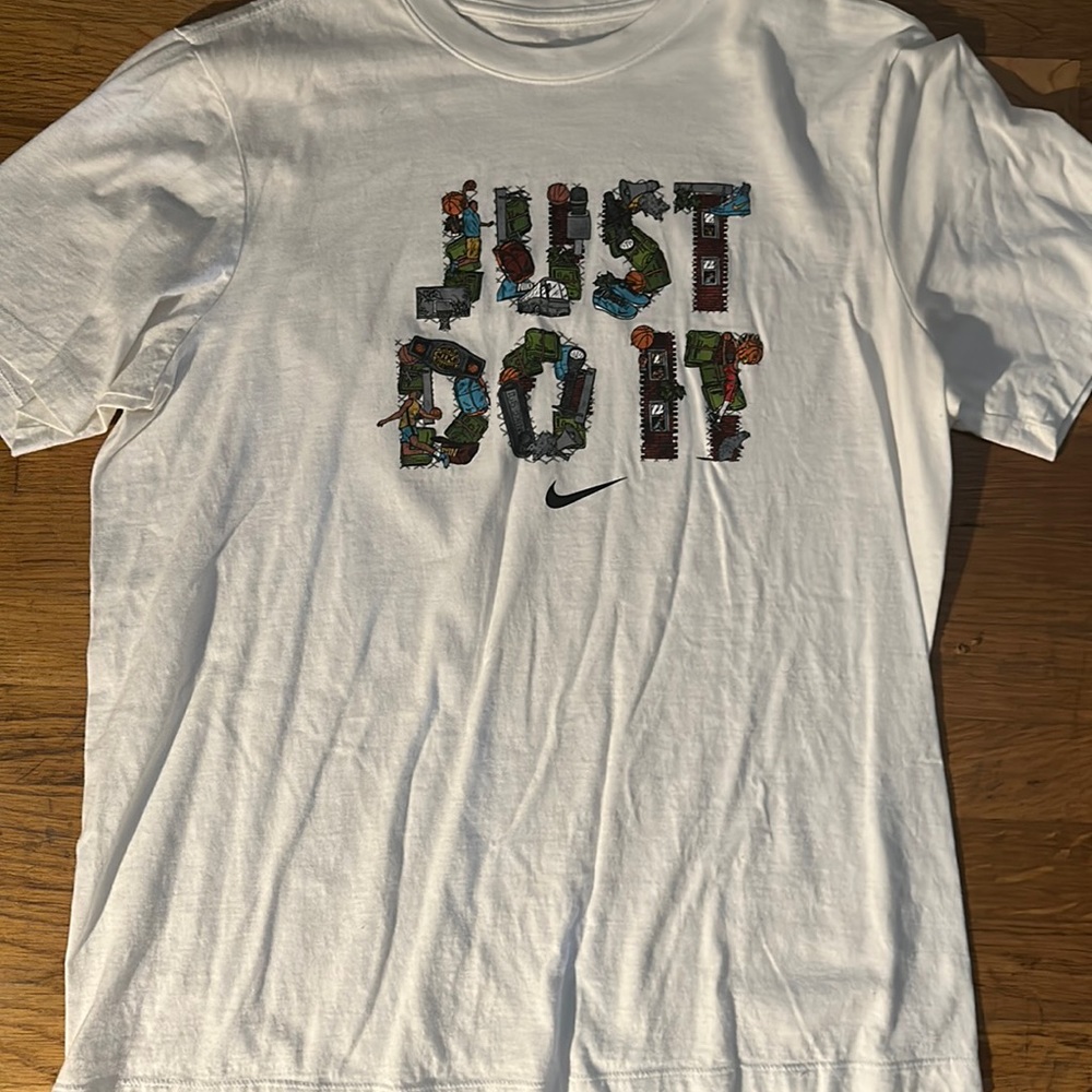 Nike t shirt